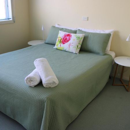 Kermandie Hotel Port Huon Bagian luar foto