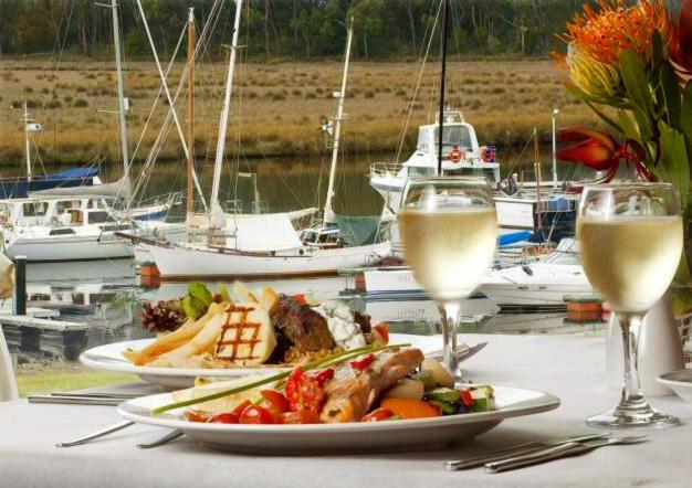 Kermandie Hotel Port Huon Bagian luar foto