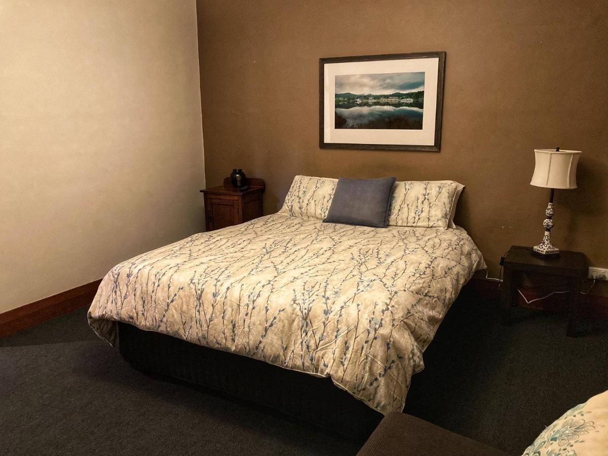 Kermandie Hotel Port Huon Bagian luar foto