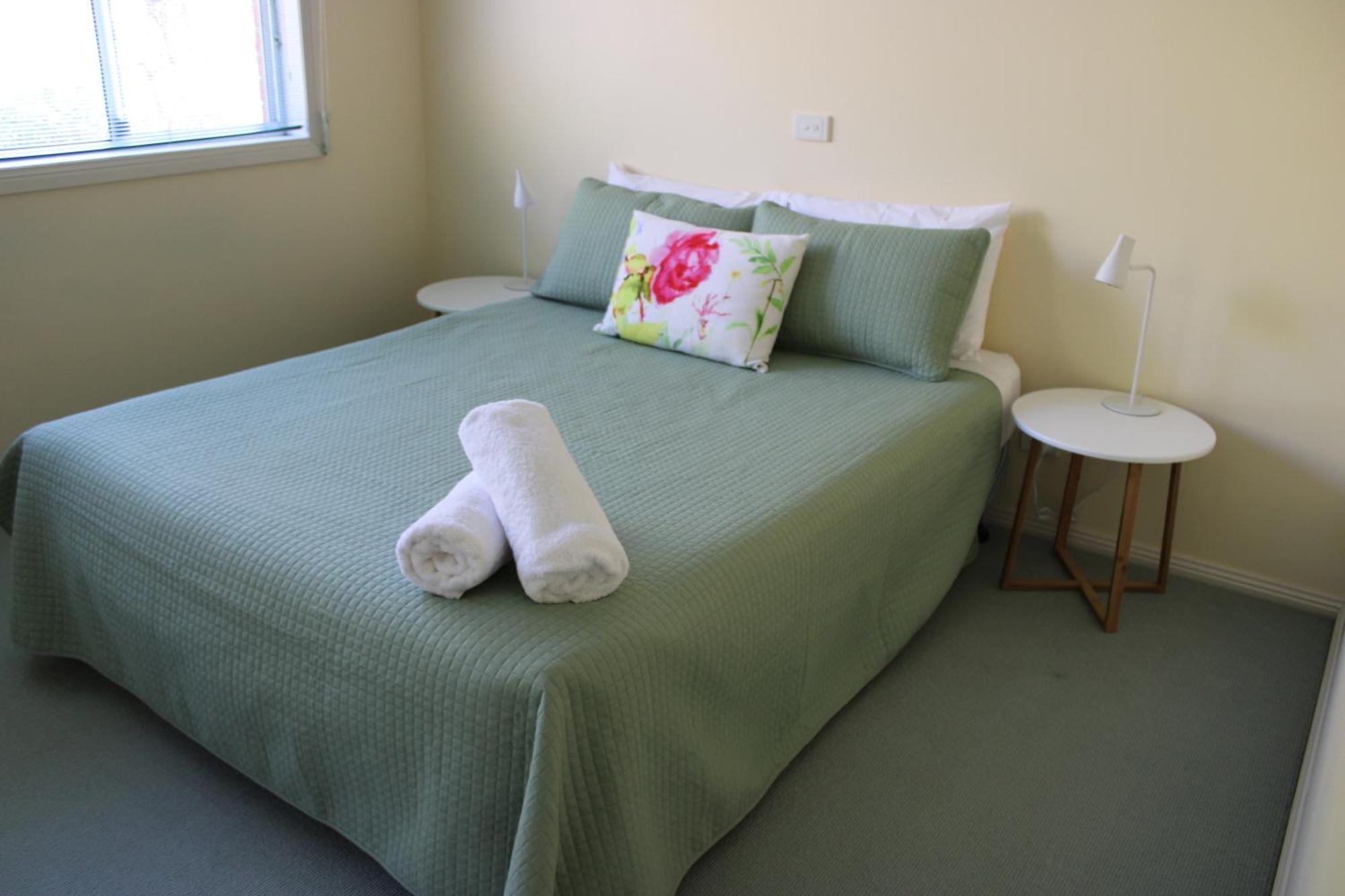 Kermandie Hotel Port Huon Bagian luar foto